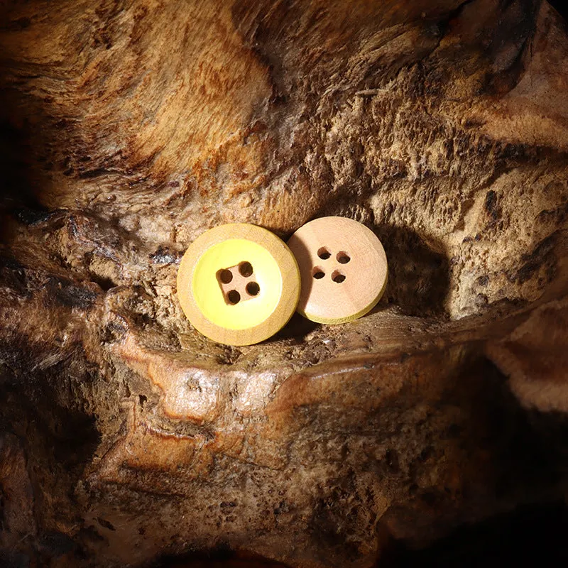 12.5mm Round 4 Hole Poplar Wooden Buttons with Yellow & White Paint 70pcs