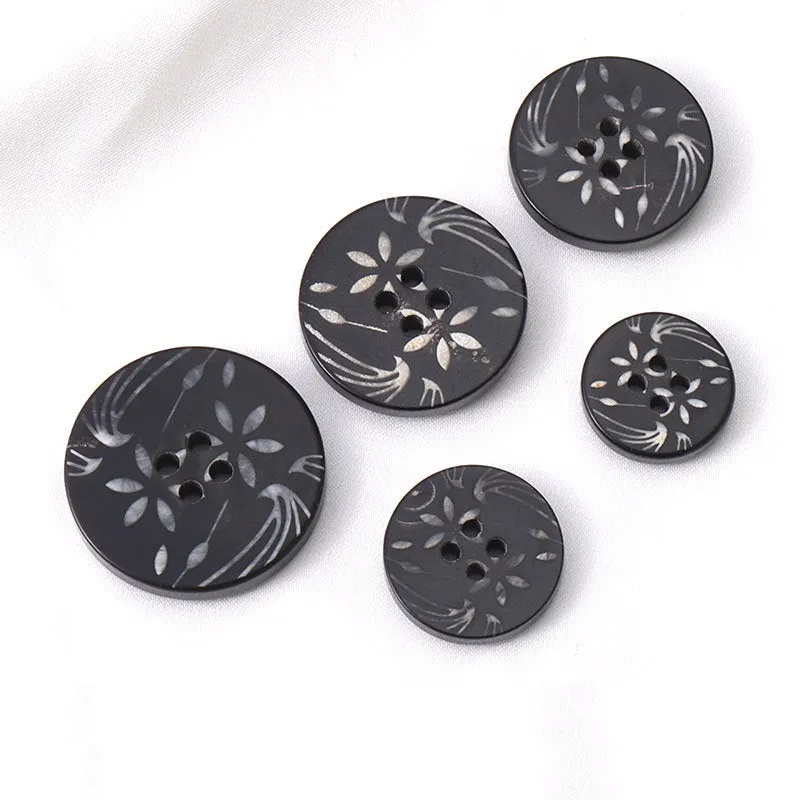 15 - 25mm Round 4 Hole Black Horn Buttons with White Flower Patterns 10pcs