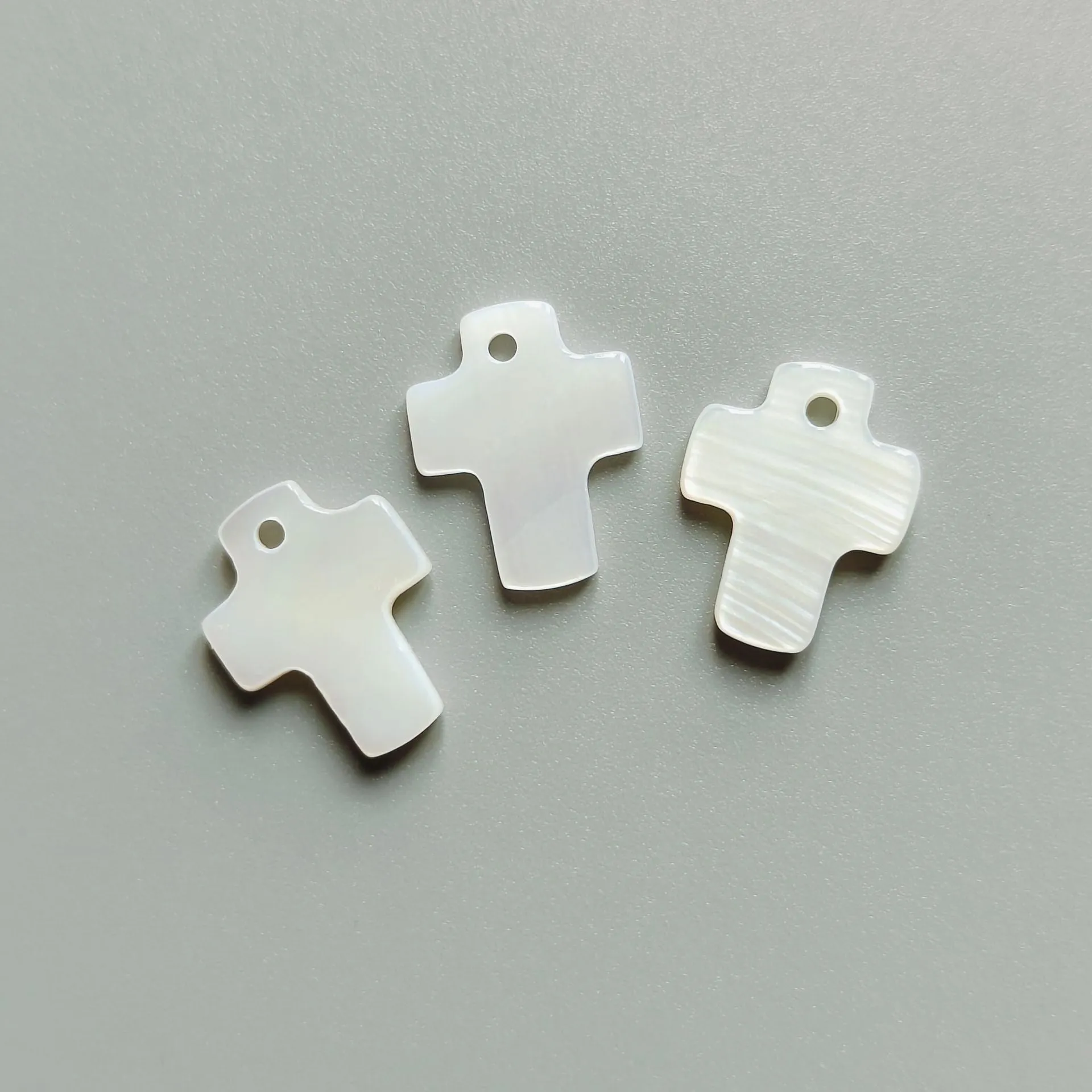 21L 12.5mm Cross Shell Buttons with Single Hole 40pcs
