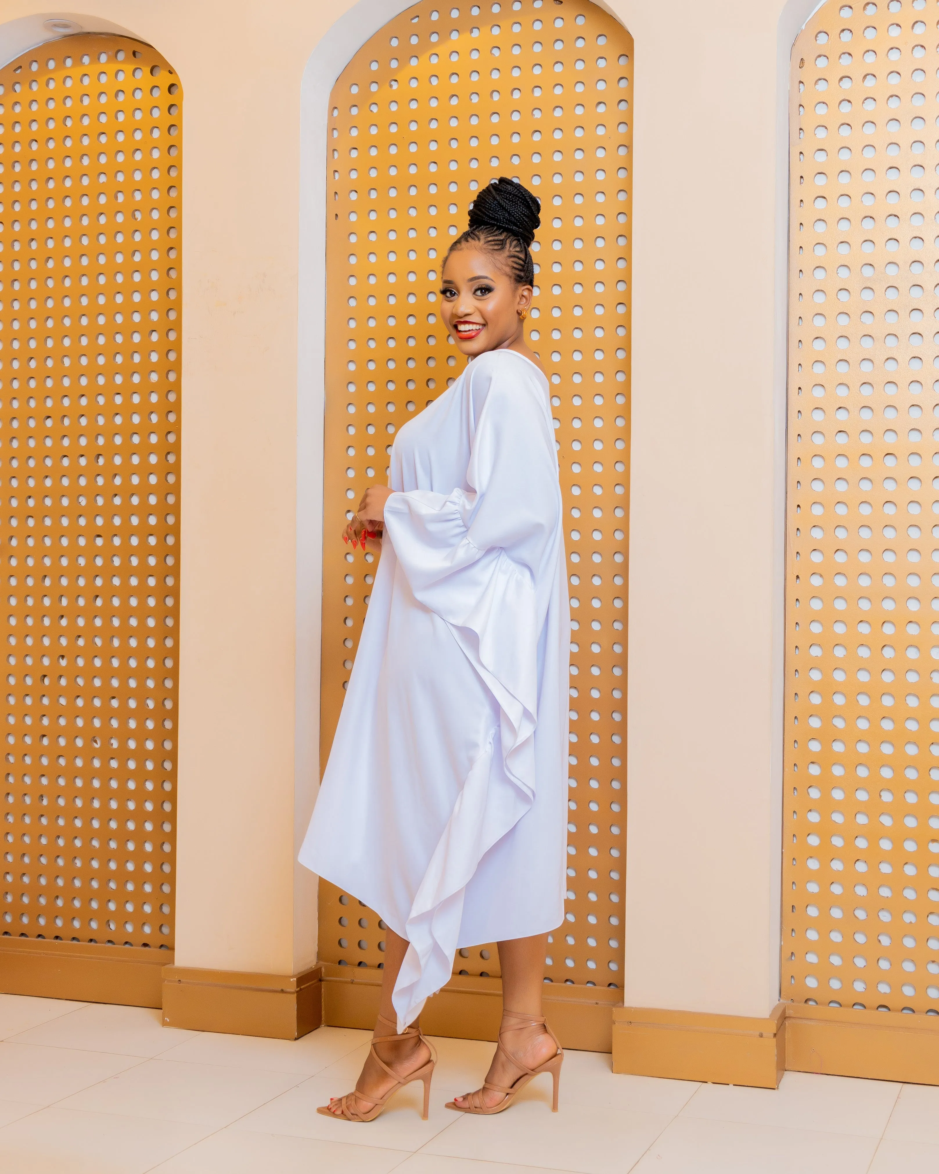 Ainamoi Shift Dress - White