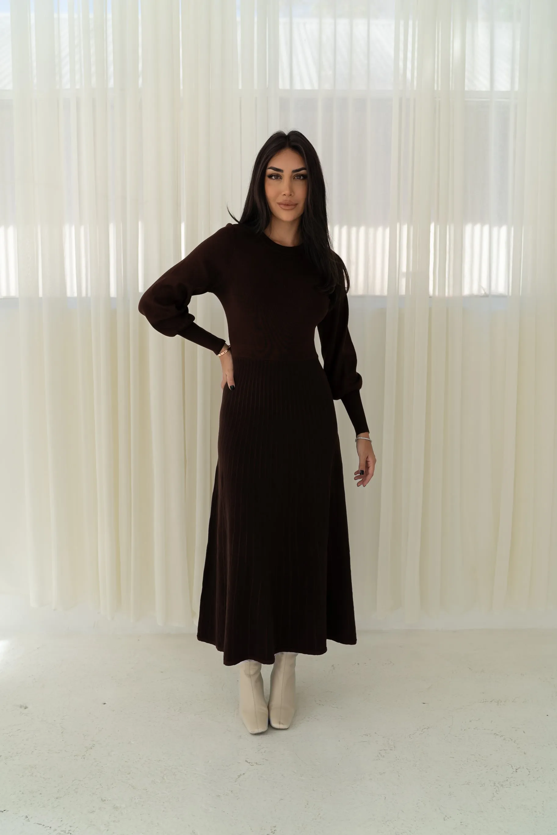Alice A Line - Brown