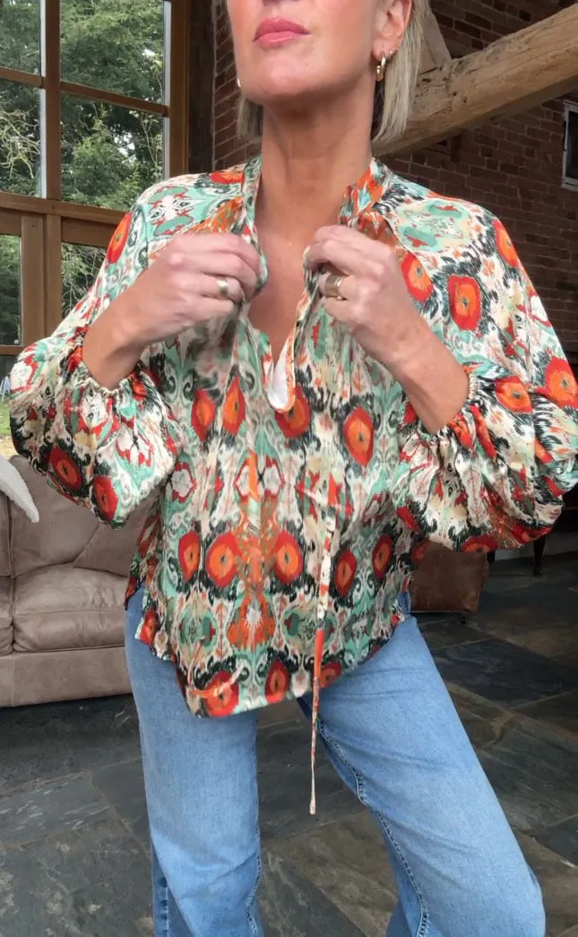 Billow Blouse