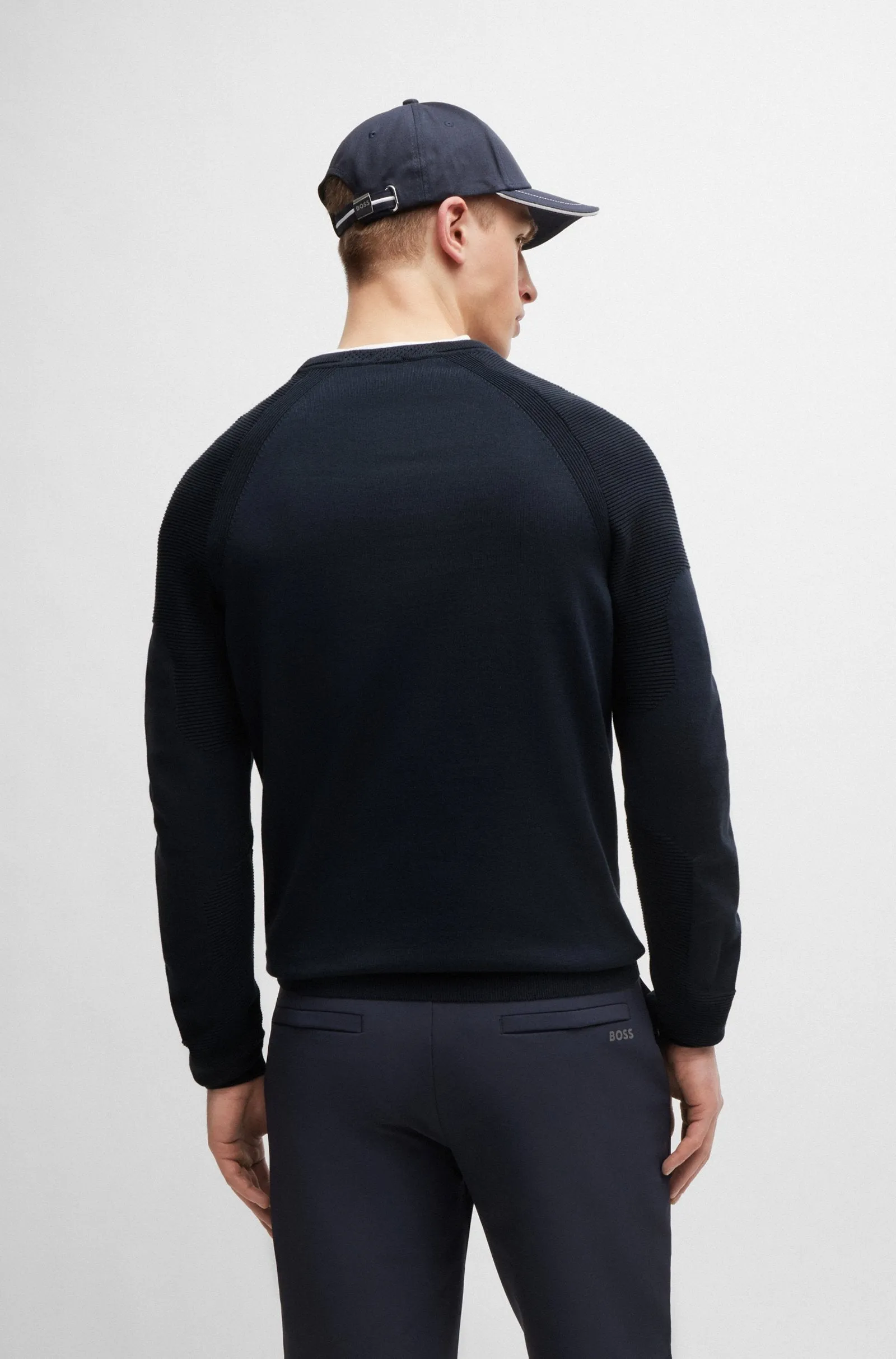 BOSS Sweaters Regular Fit in Cotton Mix - PERFORM-X_CN 10252223 01-50498519