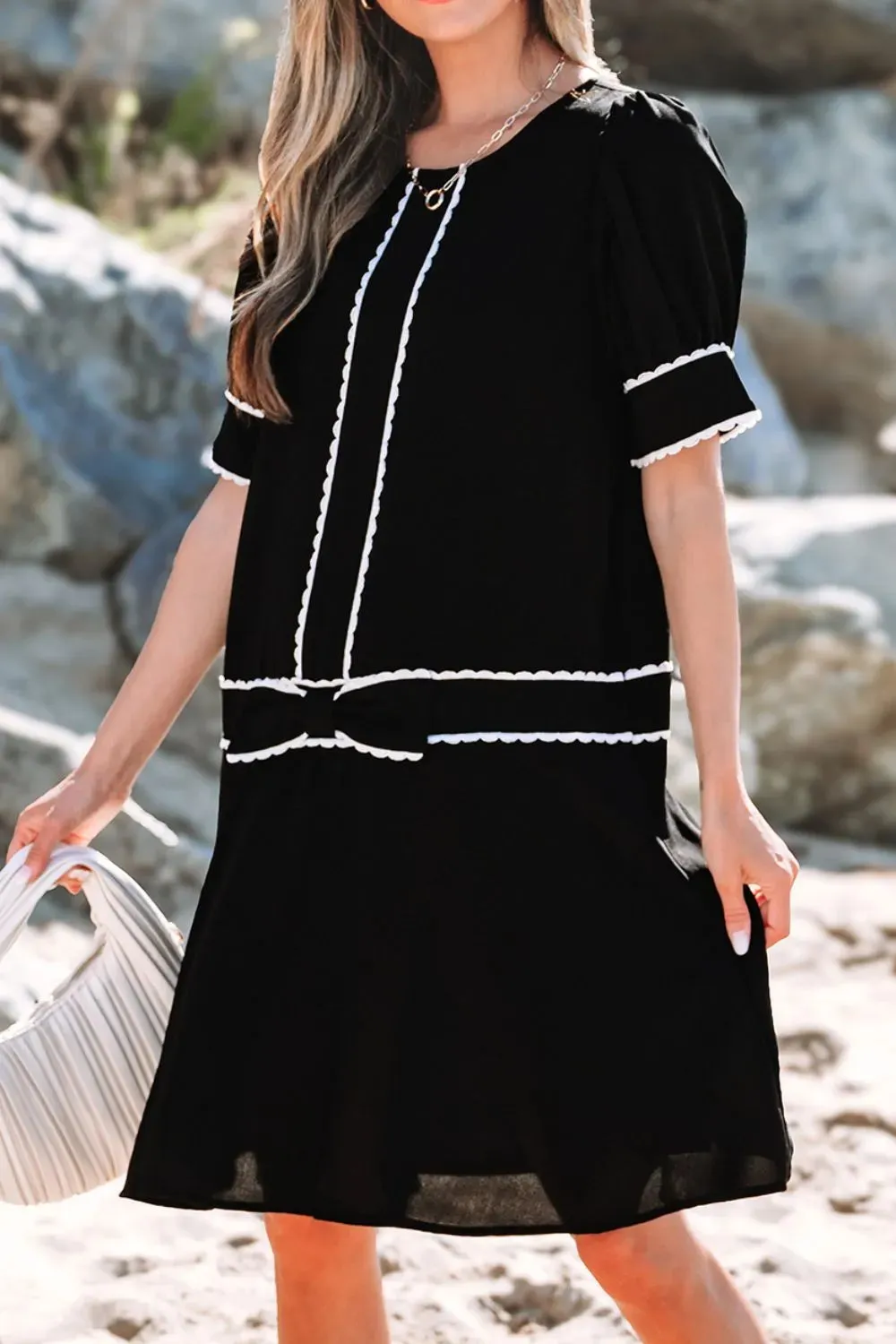 Contrast Scallop Trim Bow Detail Short Sleeve Shift Dress
