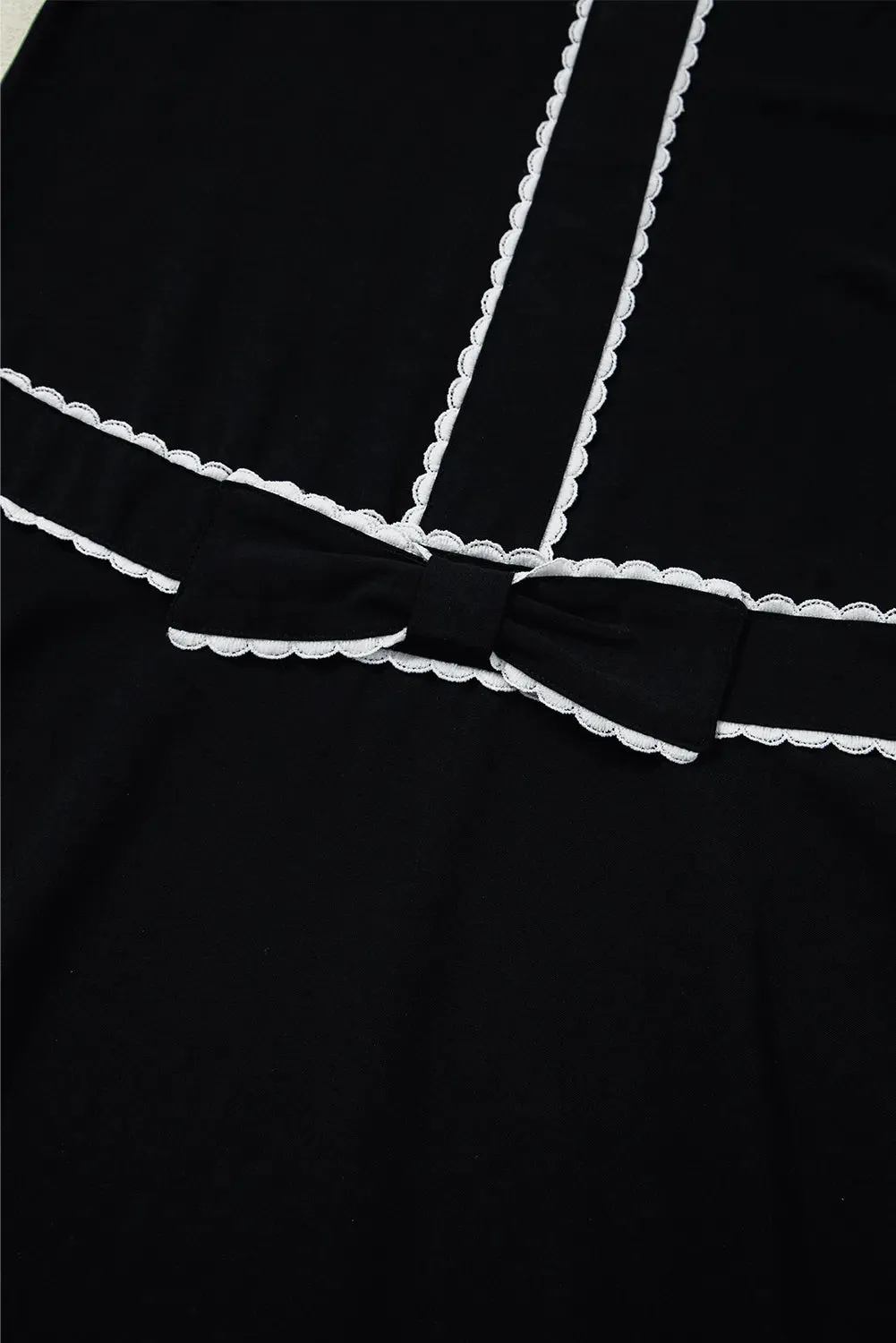 Contrast Scallop Trim Bow Detail Short Sleeve Shift Dress