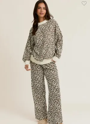 Cream Leopard Set