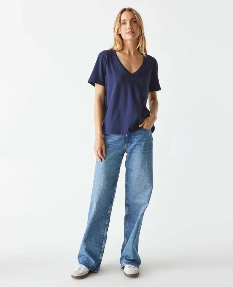 Daria Classic V-Neck Tee Nocturnal
