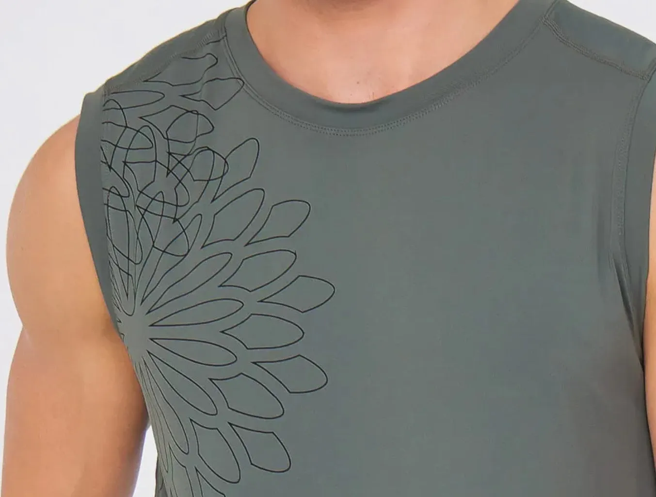 easyoga Bertii Men's Manuscript Tank - G09 Dark Gray Green