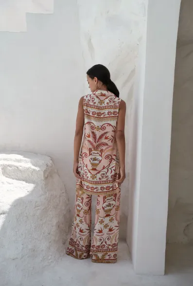 Florencia The Label Verona Sleeveless Shirt | Briscola Motif