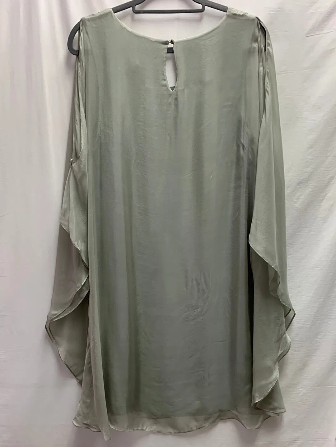 NWOT - SOFT SURROUNDINGS grey sage Morlaix Silk Dress - M | 10-12
