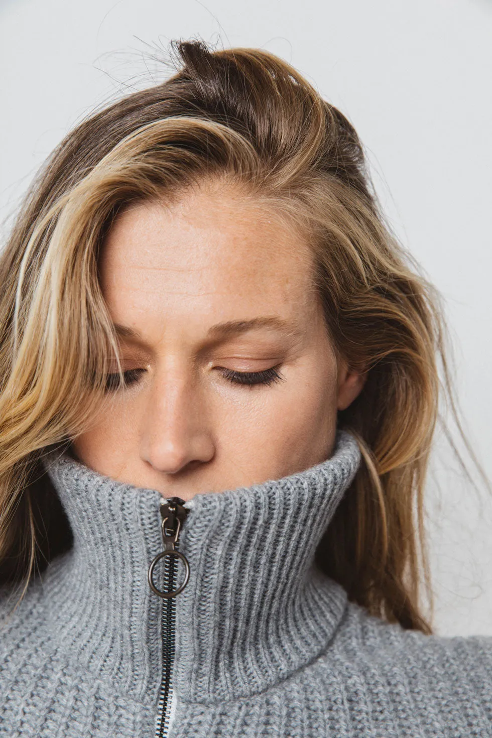 Pull Ugolin gris