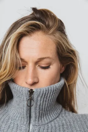 Pull Ugolin gris