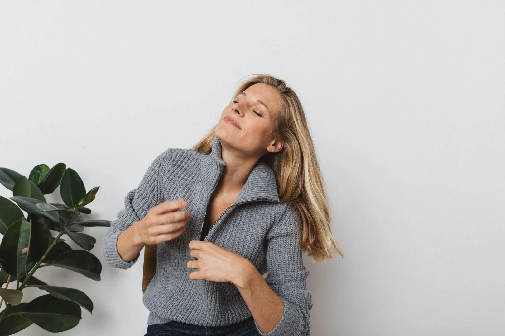 Pull Ugolin gris