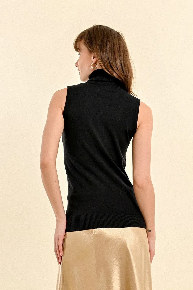 SLEEVELESS TURTLENECK SWEATER