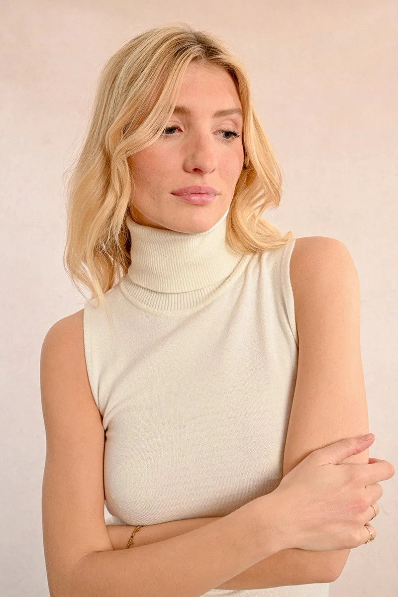SLEEVELESS TURTLENECK SWEATER