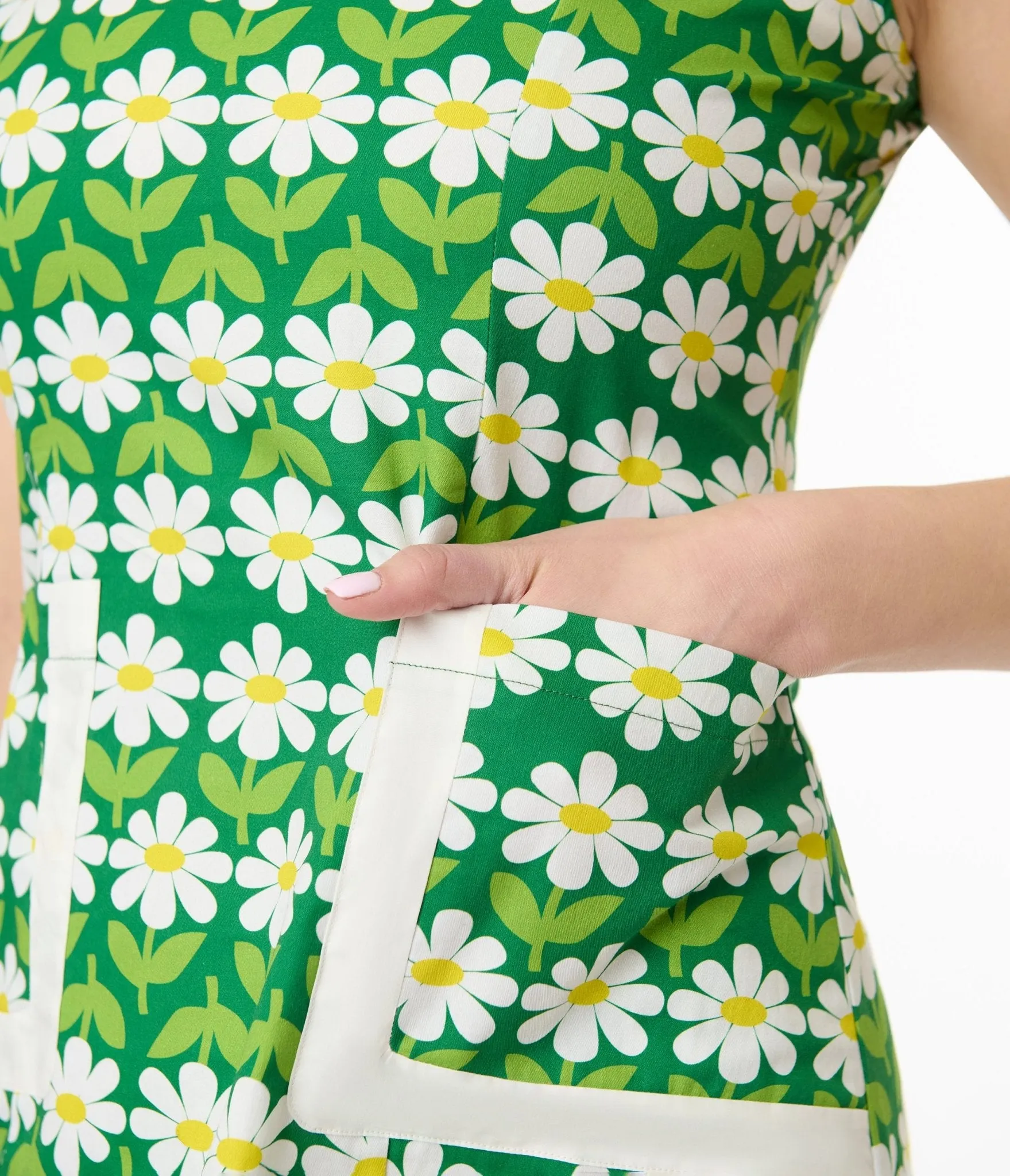 Smak Parlour Green Geometric Daisies Mod Shift Dress