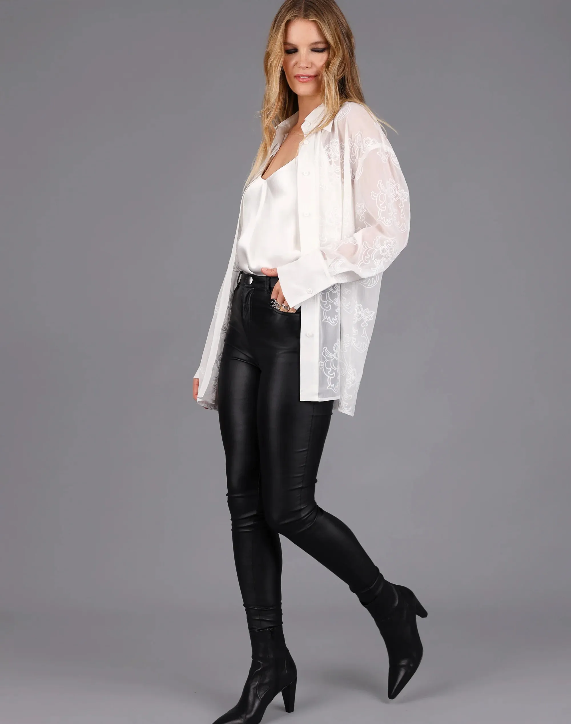 Storm | Embroidered Oversized Shirt