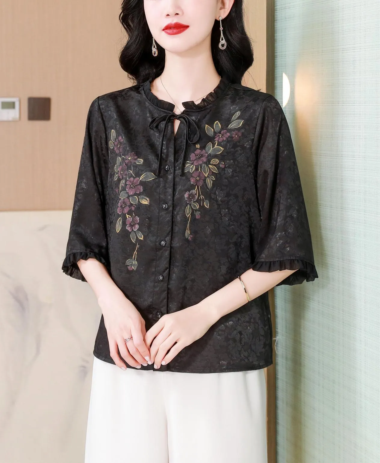 Stylish Loose-fit Blouse Featuring Embroidered and Ruched Sleeves