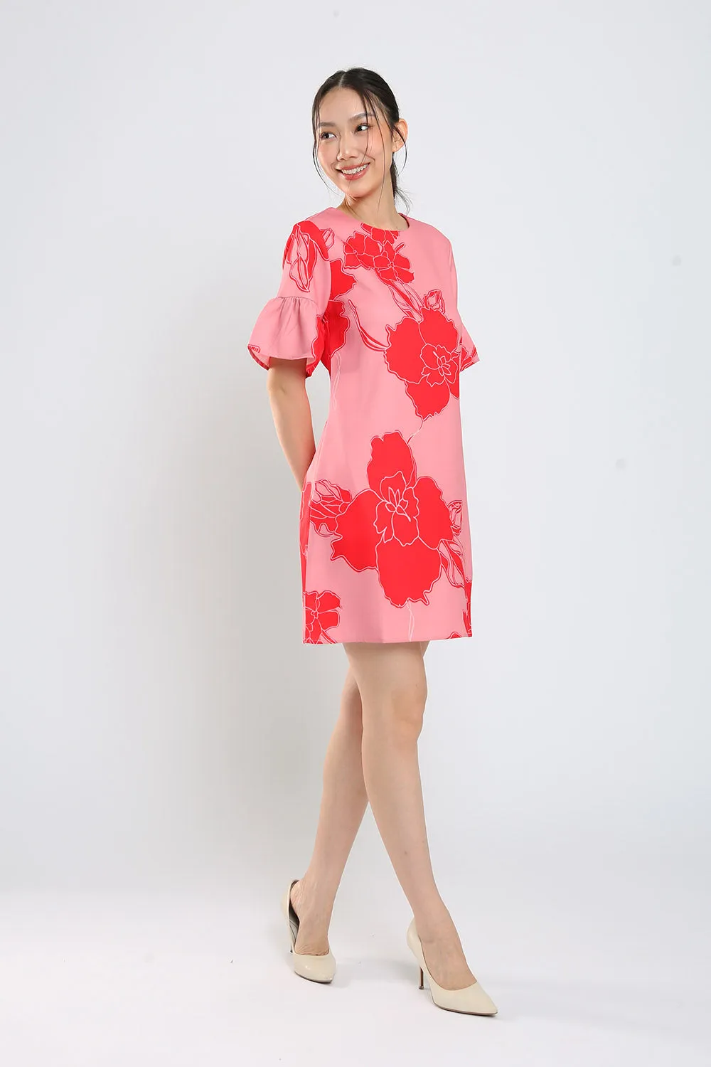 Sylvie Shift Dress in Red Floral Print