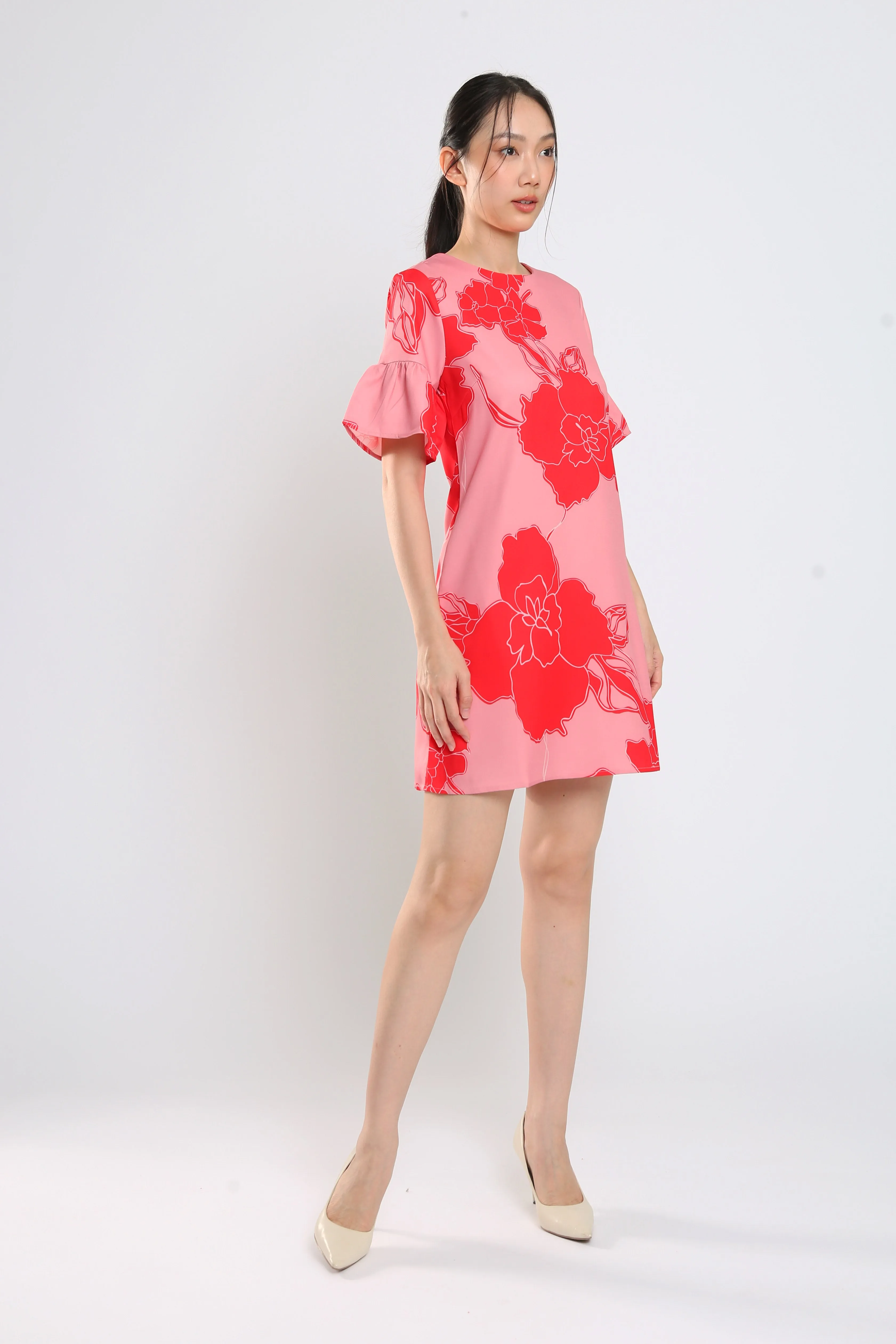 Sylvie Shift Dress in Red Floral Print