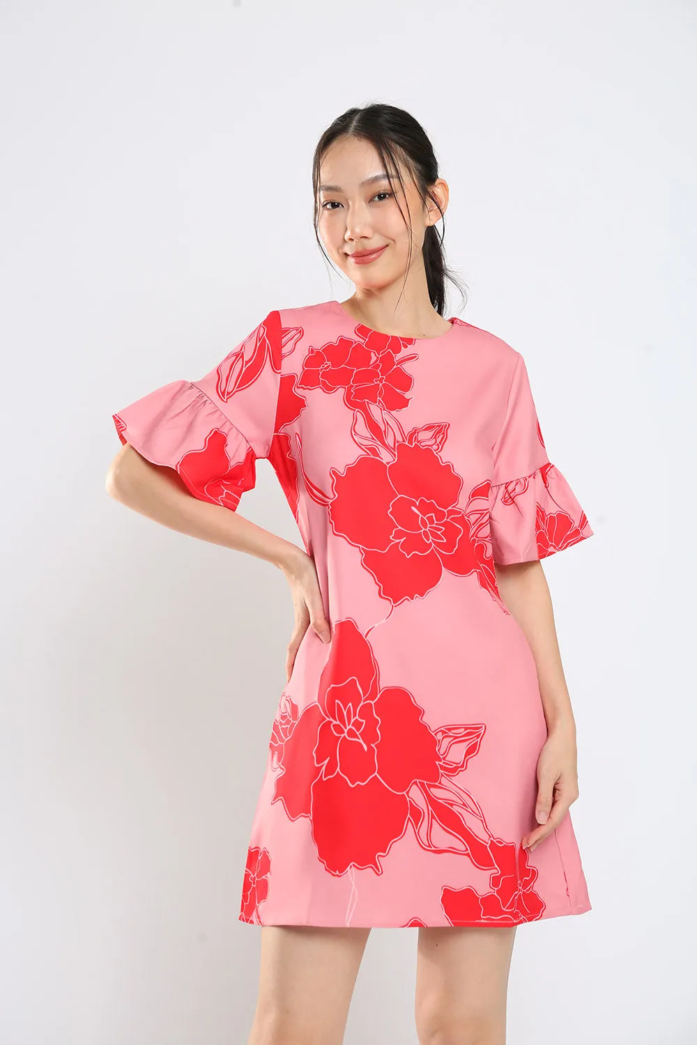 Sylvie Shift Dress in Red Floral Print