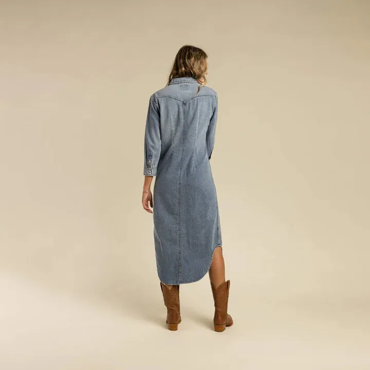 The Annie Pearl Snap Shirt Dress