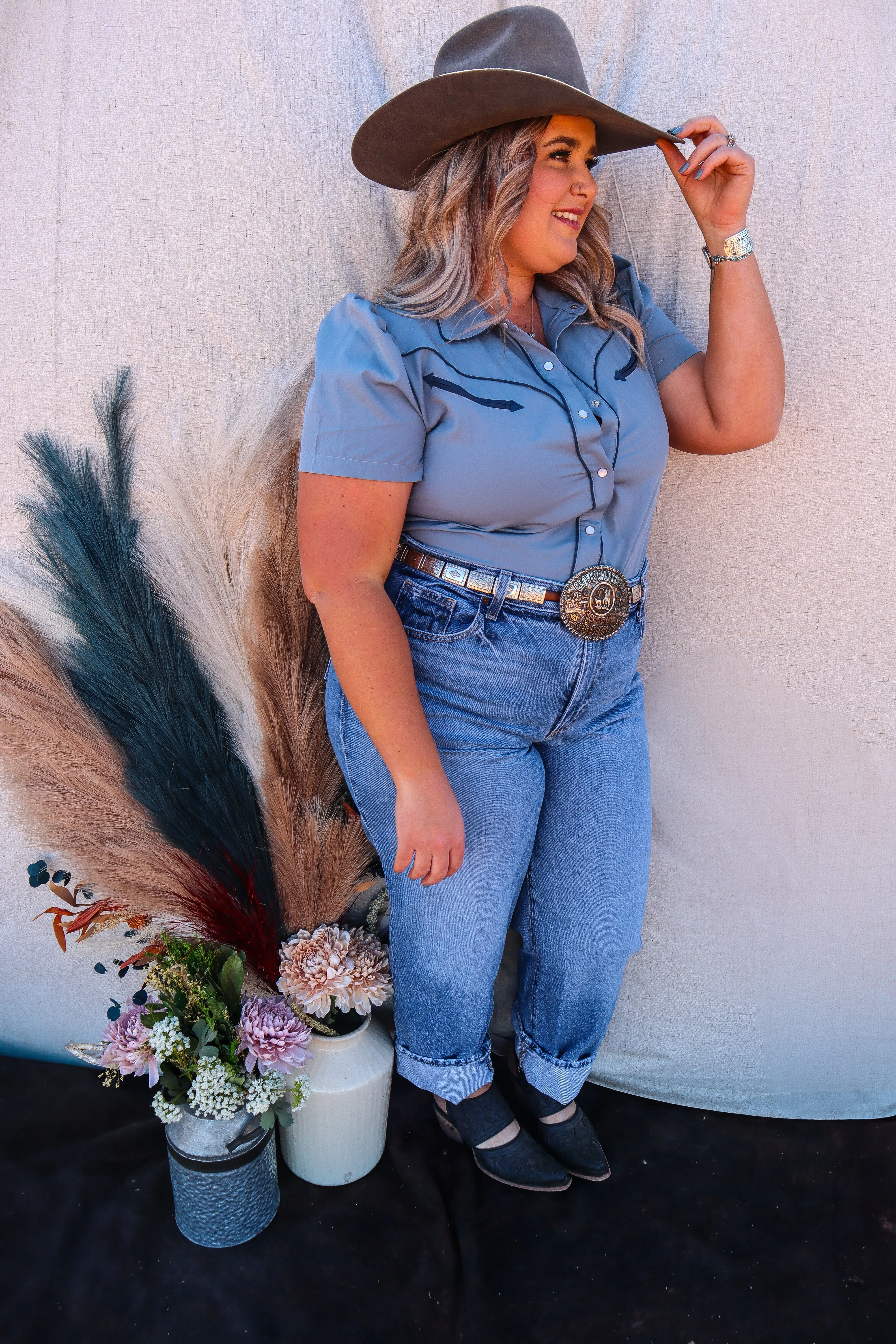 The Dolly Button Up