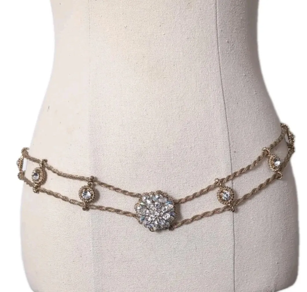 Vintage Gold rope chain belt with crystal flower centrerpiece