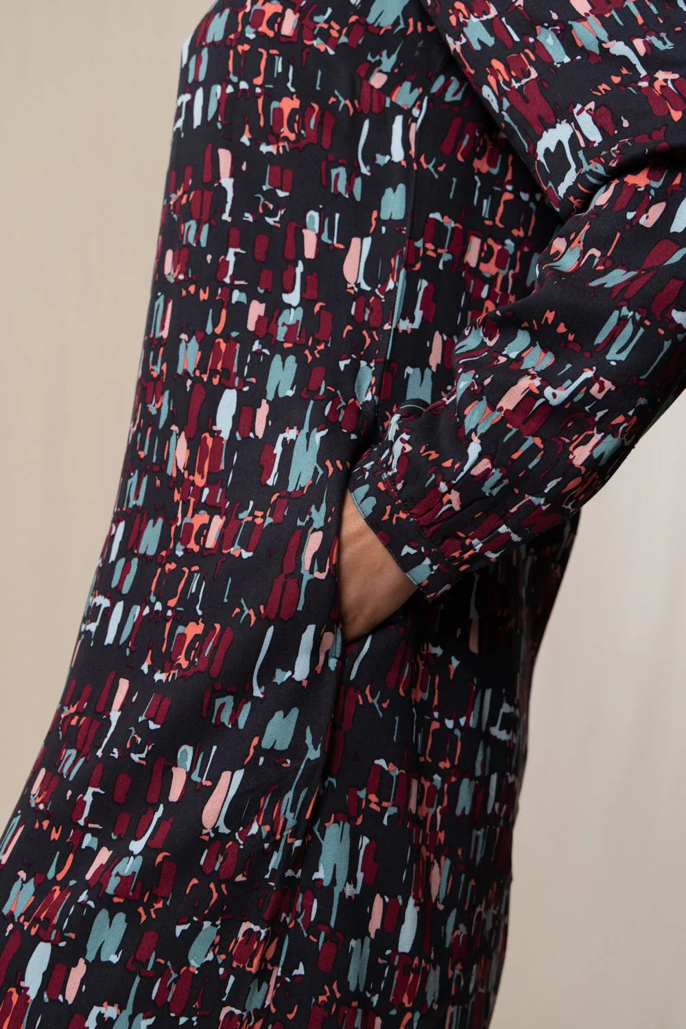 Winnie Collared Shift Dress