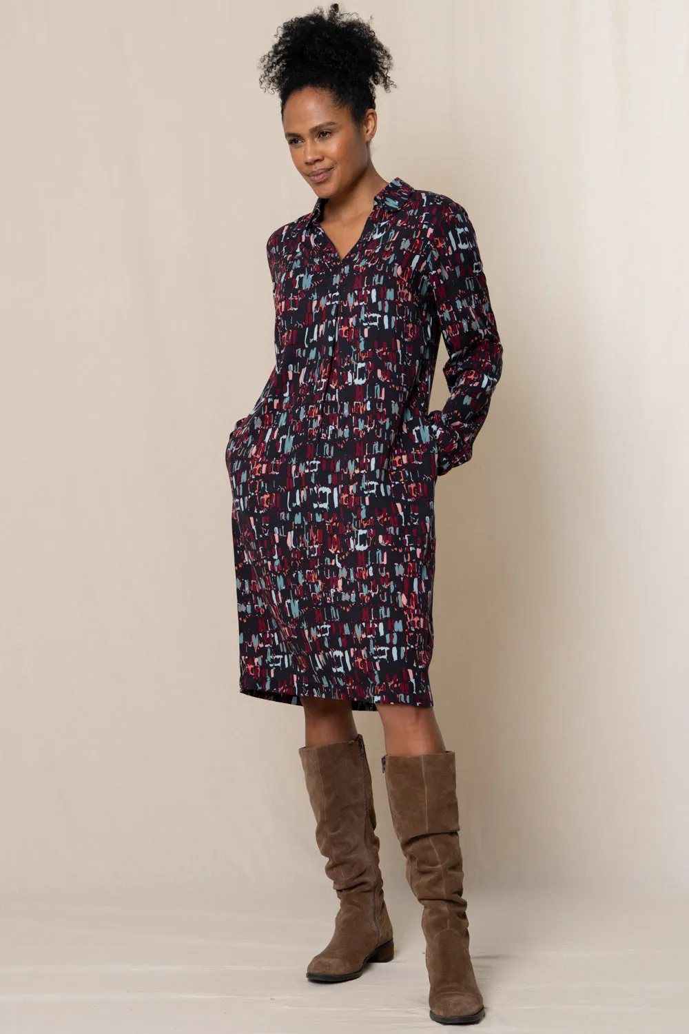 Winnie Collared Shift Dress